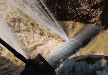 Salvare l'<b>acqua</b> con i raggi cosmici, la proposta italiana che piace all'Esa