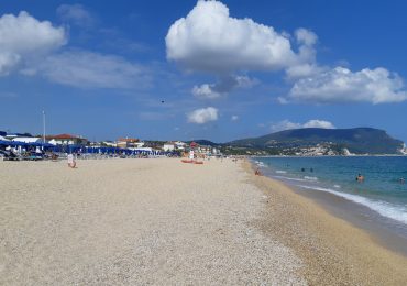 Stagione balneare al via il 1° maggio «<b>Acque</b> eccellenti sul 96% del litorale, niente bagni a ...