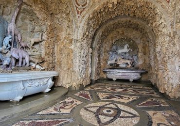 A Firenze tornano a splendere i giochi d'<b>acqua</b> della Grotta degli Animali - Sky Arte