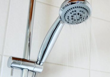 Poca <b>acqua</b>, i consigli della Regione ai siciliani: "Sì alla doccia e no al bagno in vasca ...