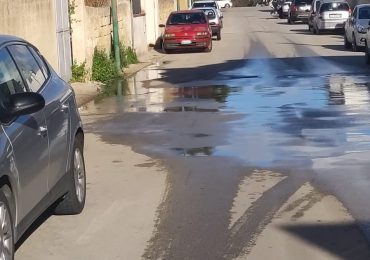 Il lettore scrive: "Perdita d'acqua da giorni in via Pastrengo" - Castelvetranonews.it