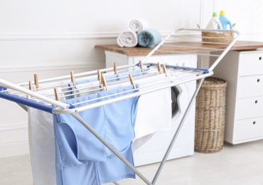 È meglio uno stendino orizzontale o verticale? - Immobiliare.it News
