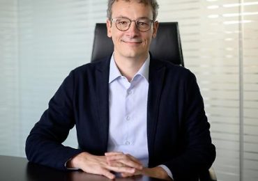 ViAcqua lancia i "crediti blu": chi risparmia <b>acqua</b> acquisisce un credito che vende a chi la consuma
