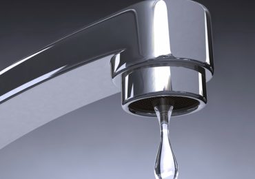 Siccità, il sindaco Ucchielli firma un'ordinanza per il <b>risparmio</b> idrico: ecco i divieti
