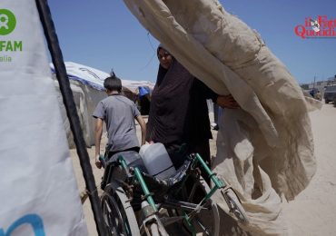 Voci di Gaza - "I miei nipoti con l'epatite per la mancanza di <b>acqua</b> potabile. Se ...