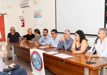 Siracusa, conferenza stampa del "Fronte Progressista" sulla crisi idrica: "Città di luce e di ...