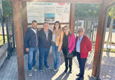 BARONISSI. LA SINDACA PETTA RIAPRE LA CASA DELL'<b>ACQUA</b> | POLITICAdeMENTE
