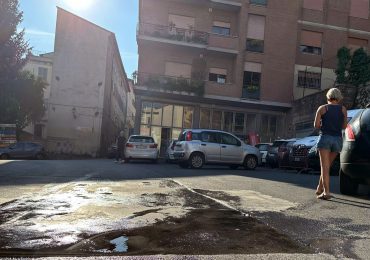 Acqua. Acqua a fiotti dall'ennesima perdita in via G. Giminiani - Anagnia