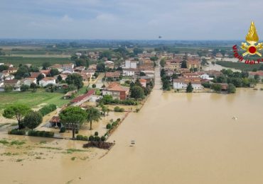 L'<b>acqua</b> in Emilia-Romagna si è fermata, dimezzati gli sfollati: tutti i numeri dell'emergenza