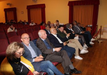 AVELLA. Alaia critica duramente Bonavitacola: "Giù le mani dalle nostre <b>acque</b>, basta ...