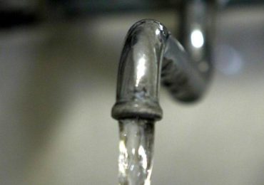 <b>Acqua</b> potabile Subito rincari tra l'8 e il 10% - Il Resto del Carlino