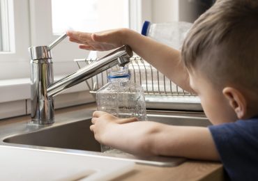 Otto italiani su dieci bevono <b>acqua</b> del rubinetto - Condominio Caffe