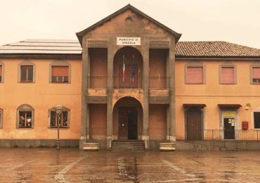 Spadola senz'<b>acqua</b>, la minoranza insorge: «Il Comune non fa nulla per risolvere quello che ...