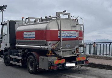 A Gangi <b>acqua</b> potabile con le autobotti: l'opposizione consiliare denuncia il ... - TeleNicosia