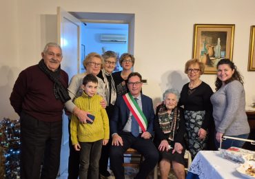 Nuova centenaria a Marsala. È nonna Angela Genna. Gli auguri istituzionali dell ... - LaTr3.it