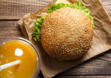 Dalla ristorazione veloce all'esigenza di <b>risparmio</b>: i trend del Mastercard Economics Institute