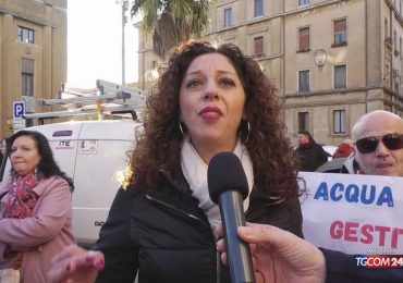 Manifestazione a Enna: cittadini protestano contro <b>gestione</b> crisi idrica - Gaeta