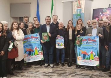 Addobbi, eventi e pista ecologica. Il Natale sbarca a Monte Urano - Il Resto del Carlino