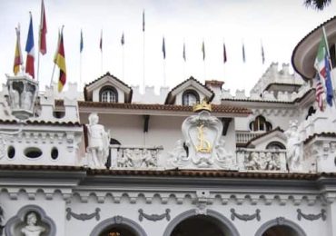 Il Castello delle Cerimonie sarà trasformato o demolito, approvata delibera del Comune