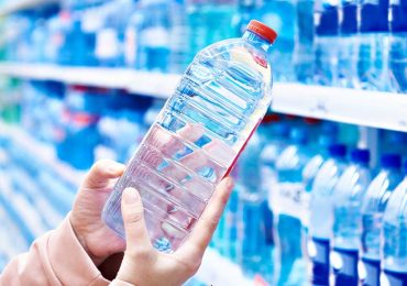 <b>Acqua</b> in bottiglia, nessuno lo sa ma ha una scadenza: c'è scritto sull'etichetta - Jobsnews.it