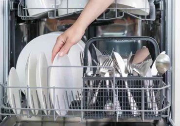 Lavastoviglie, la Regione te la regala | Se vivi qui ti danno un botto di soldi per averla in casa