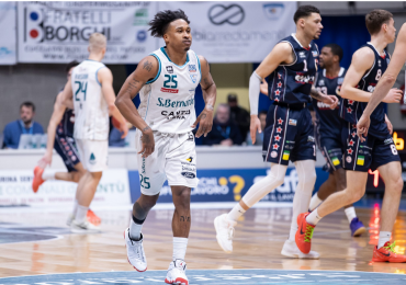 L'<b>Acqua</b> San Bernardo Cantù batte nettamente l'Assigeco Piacenza - Sportando Basketball