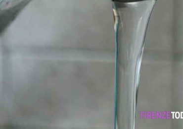 A Firenze l'<b>acqua</b> più cara d'Italia, Perini (Publiacqua): "Abbassare le bollette? Difficile"