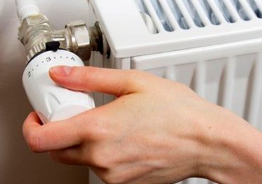 Per <b>risparmiare</b> sulle bollette chiudeva i riscaldamenti e razionava l'<b>acqua</b>: denunciato - Today