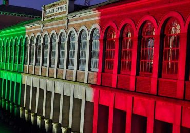 Giornata dell'<b>Acqua</b>, il Canale Cavour è tricolore - RaiNews