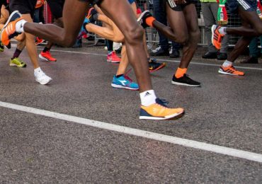 Maratona Roma 2025, Kenya fa doppietta: le classifiche della Rome Run The Marathon
