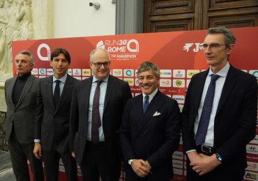 Domenica si corre la maratona di Roma, in 50 mila per la 30ma edizione. Gualtieri: "E' record"