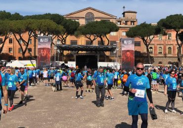 Maratona Roma, al via 'Acea Water Fun Run', maratona dell'<b>acqua</b> per famiglie e bambini