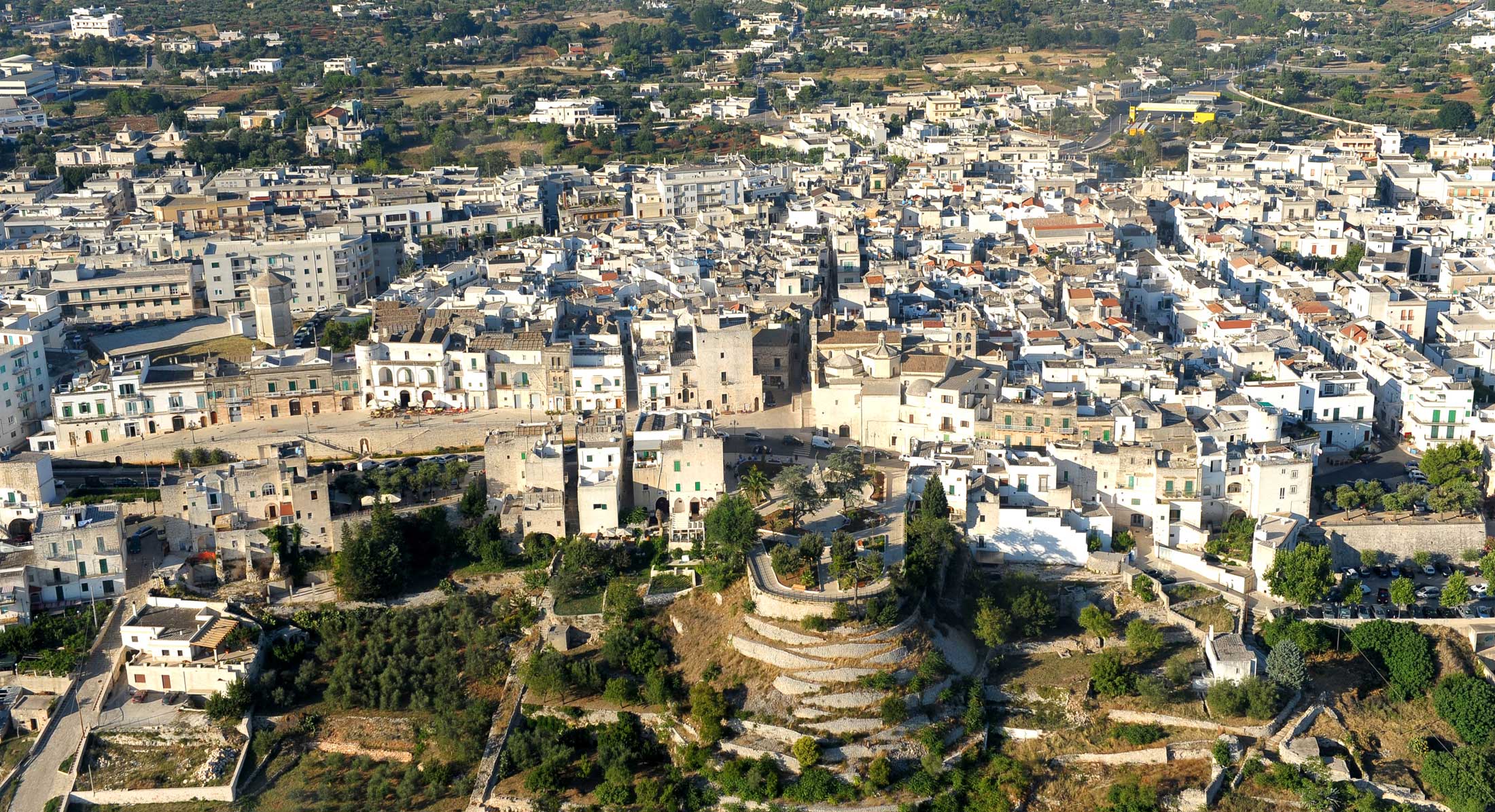 Si rompe tronco idrico: diverse zone di Cisternino senz'<b>acqua</b> per tutta la giornata | Brindisi