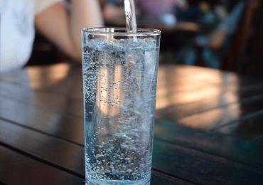 Bollette acqua, cos'è questa storia degli aumenti in arrivo? - Investireoggi -