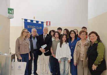 Free Water, il Rotary installa un erogatore di <b>acqua</b> potabile all'Itet di Marsala - Itaca Notizie