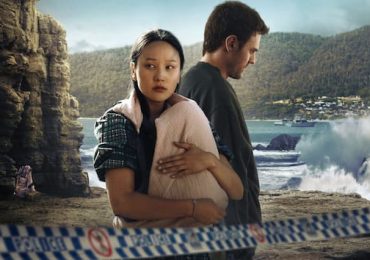 Ombre nell'<b>acqua</b>, tutto sulla serie su un mistero che riaffiora dalla costa australiana