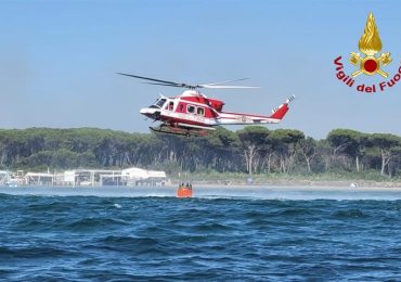 Follonica: vigili del fuoco spengono incendio pineta in loc. Puntone. Utilizzati anche tre ...