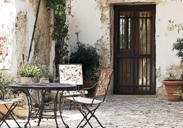 Torna la voglia di vivere all'aperto: nuove tendenze nei giardini di Senigallia