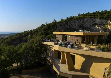 A Bolgheri nuova cantina panoramica dentro ad una cava - Gambero Rosso