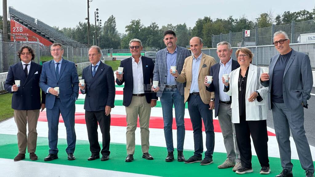 Formula 1 e sostenibilità: al Tempio della Velocità (ancora) l'<b>acqua</b> buona della Brianza