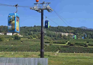 In Trentino con la funivia delle mele il trasporto diventa green
