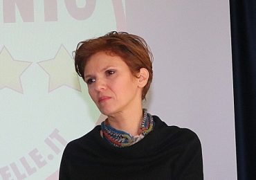MOVIMENTO CINQUE STELLE: per garantire ai cittadini un bene prezioso qual è l'<b>acqua</b>, la ...