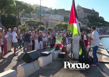 Gaeta, una tempesta in una bottiglia d'<b>acqua</b>: il sindaco fa litigare il Pd - AlessioPorcu.it