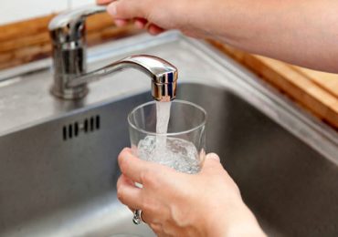 <b>Acqua</b> del rubinetto, <b>risparmio</b> da 600 euro l'anno. Ecco il report di Marche Multiservizi