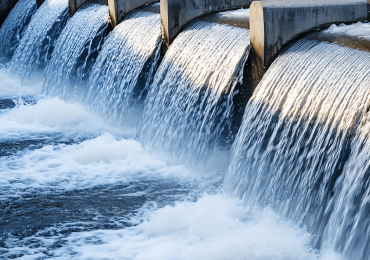 L'intelligenza artificiale ha sete: è allarme acqua e costi ambientali - TCE Magazine