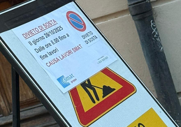 Ivrea, la città colabrodo: in via Piave l'acqua sgorga dal sottosuolo da più di 24 ore