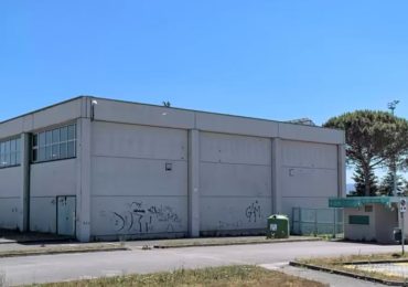 Perdita d'<b>acqua</b> fuori controllo al campo sportivo di Mossa, contributo regionale di 81.900 ...