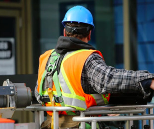 Morto in un Azienda di San Giorgio Cgil Queste Tragedie Sono il Risultato di Precariet ... - Virgilio
