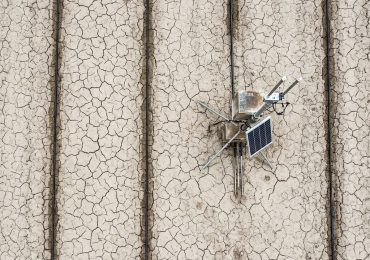 Dinamiche di pressione e governance digitale dei corpi idrici superficiali: verso un modello operativo "Water-Resilient"
